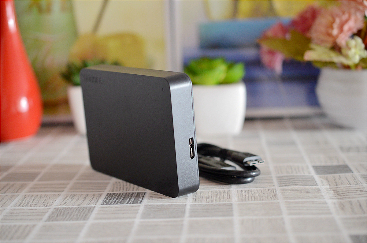 4TB超大容量+便携实用的移动硬盘-东芝A3移动硬盘体验