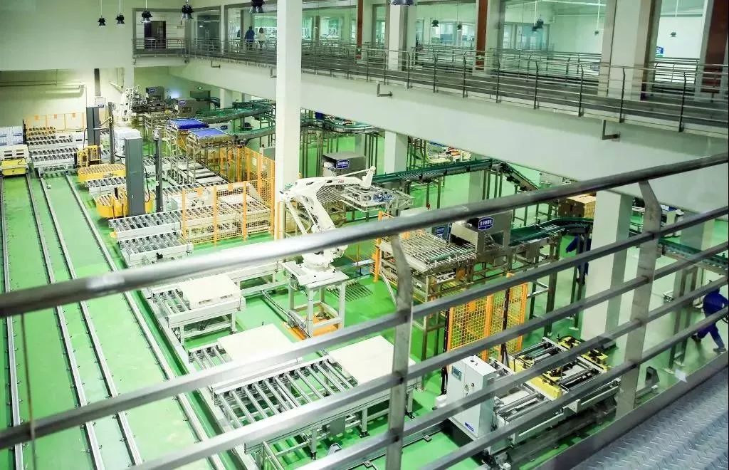 孟非探访君乐宝感叹：原来国产奶粉的品质安全，这么高了