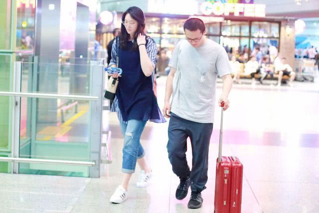 惠若琪和老公日常生活,惠若琪超短裙穿搭