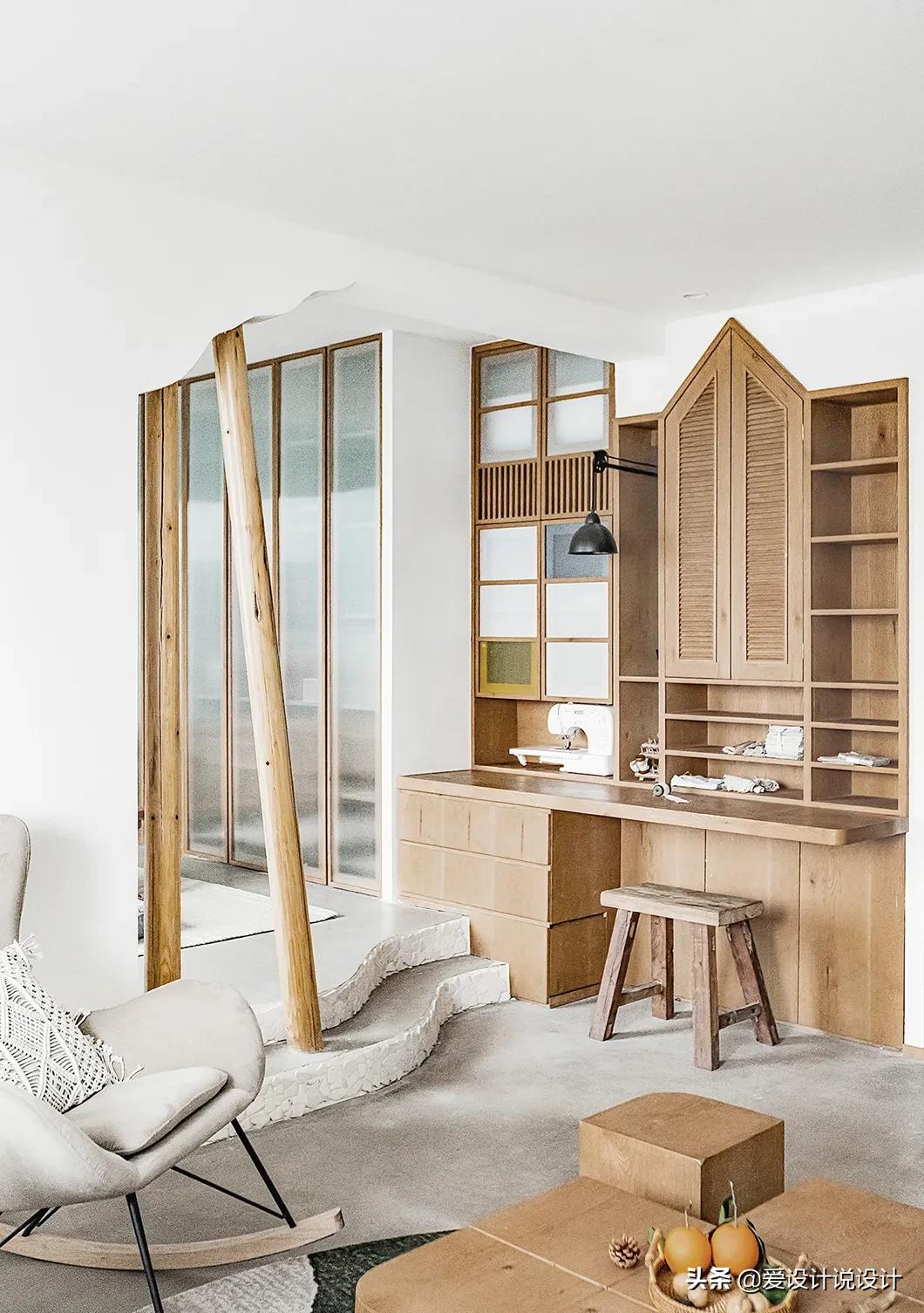 原木是让人清新脱俗的风格,现代简约和原木风混搭