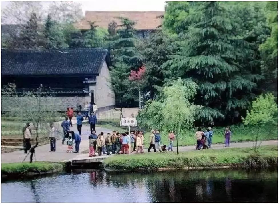 长沙街上到处走走,八一路长沙