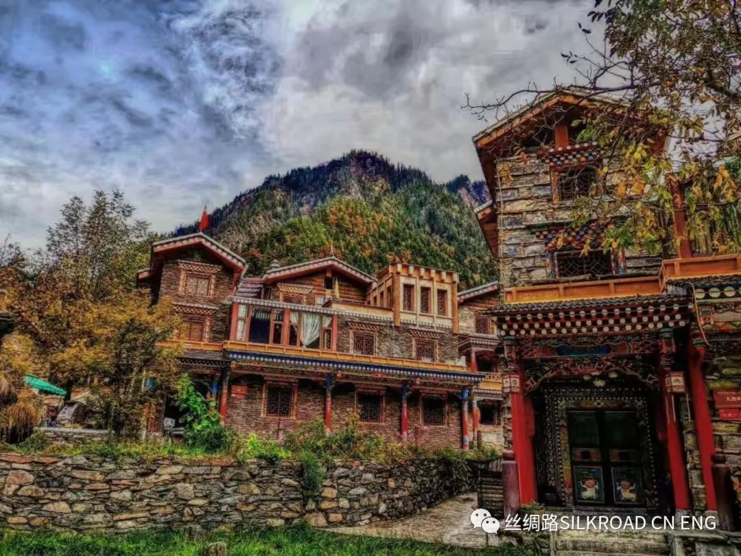 羊茸哈德藏寨攻略,羊茸哈德中国最美藏寨门票特价