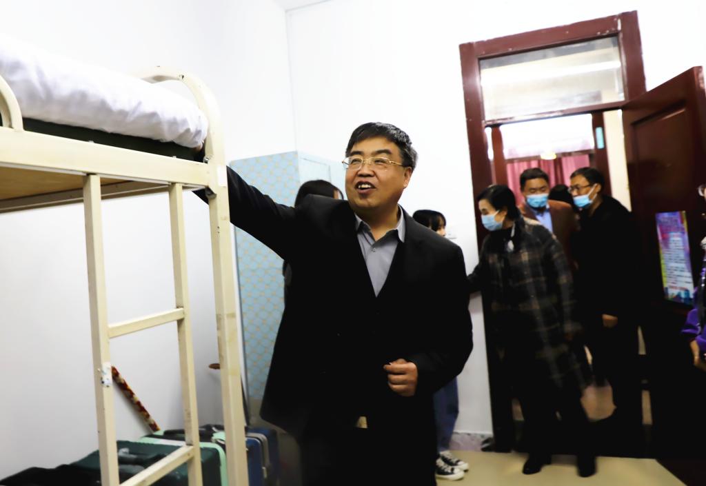 绥化张凤武,绥化学院张凤武