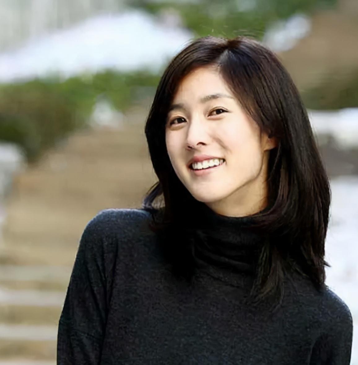 身价10亿的科技豪门“公主”，爱上一个穷小子，最后客死他乡