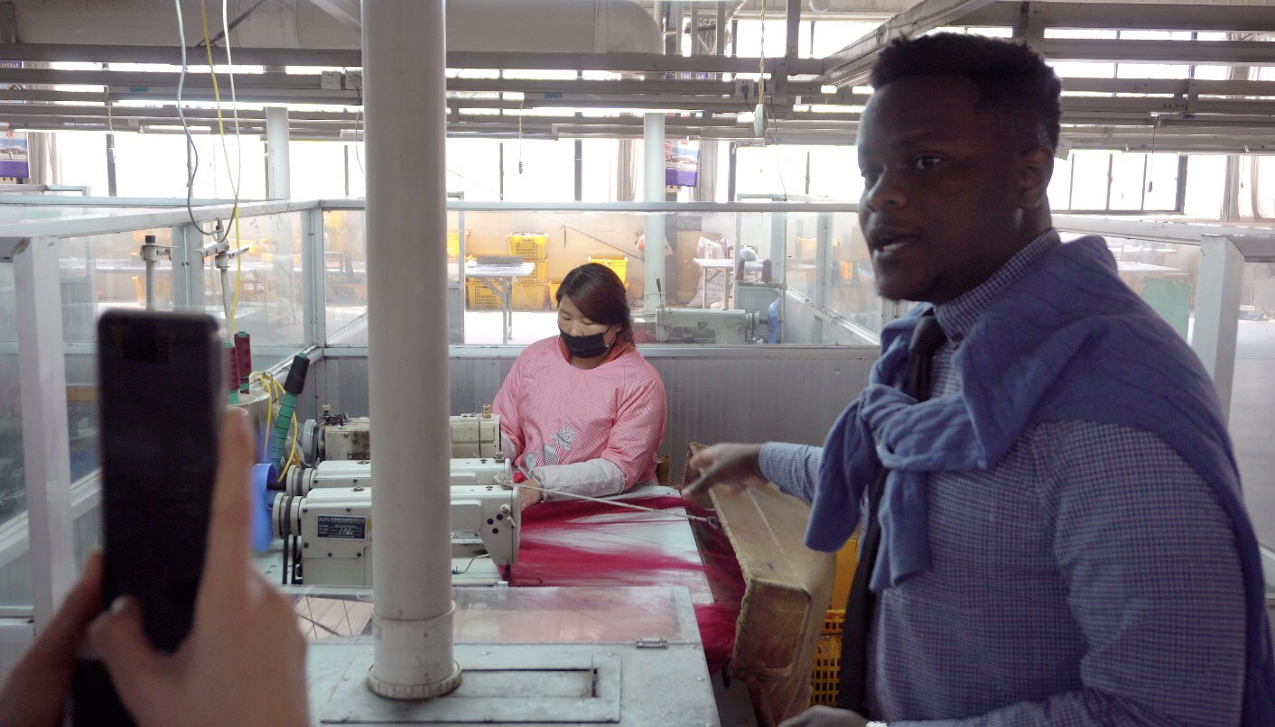 速卖通助力中国假发出海，非洲青年做代购月入3万