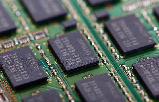 手机运行内存与储存内存区别,手机存储容量大小影响手机速度吗