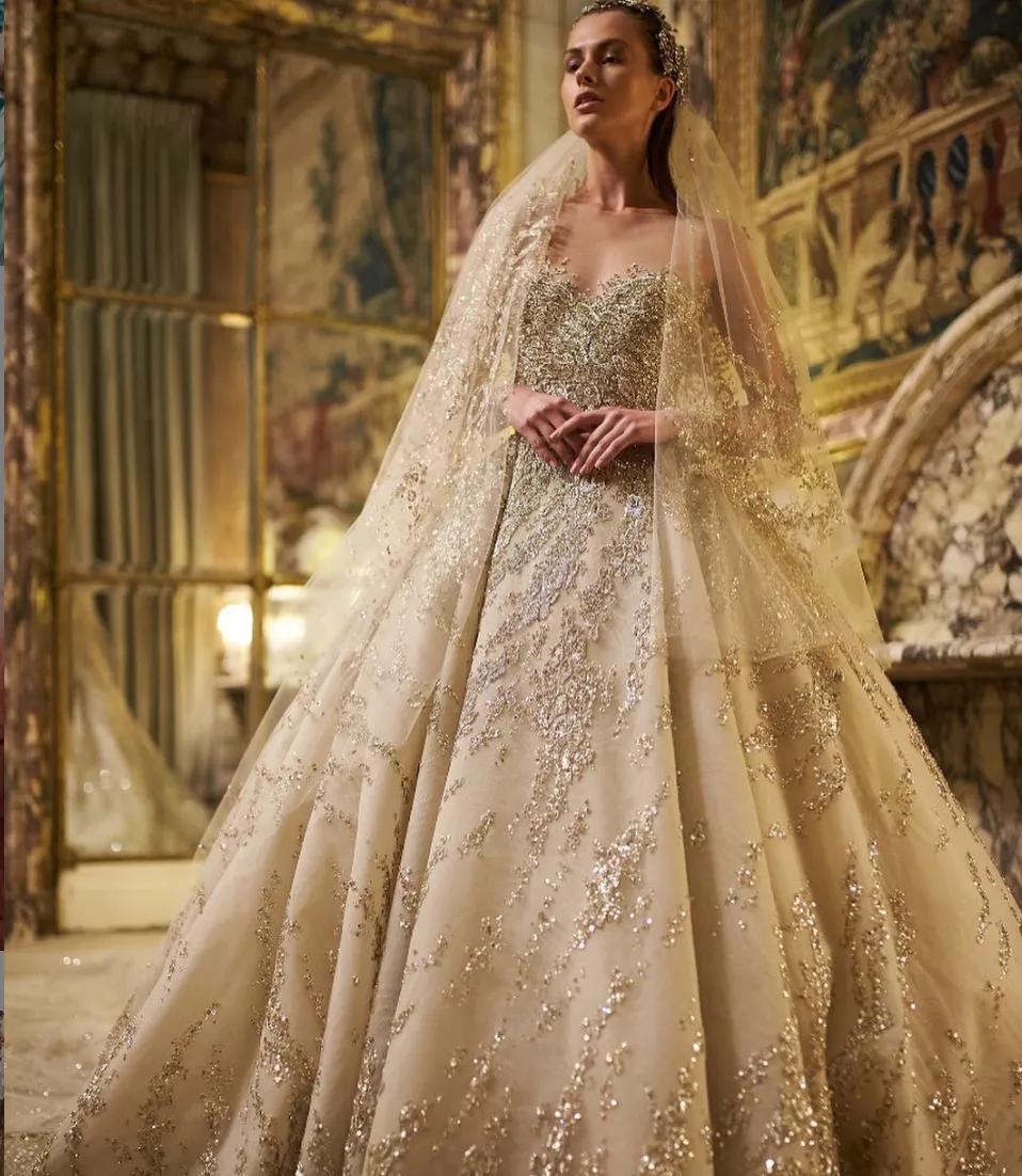 黎巴嫩爆炸发生后，巩俐章子怡的挚爱无声落泪……