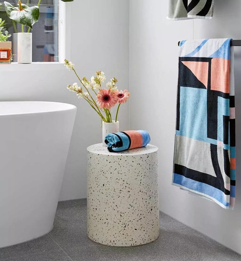 她打造了一家美如画的家居买手店,一家匠心别具的新潮家居买手店