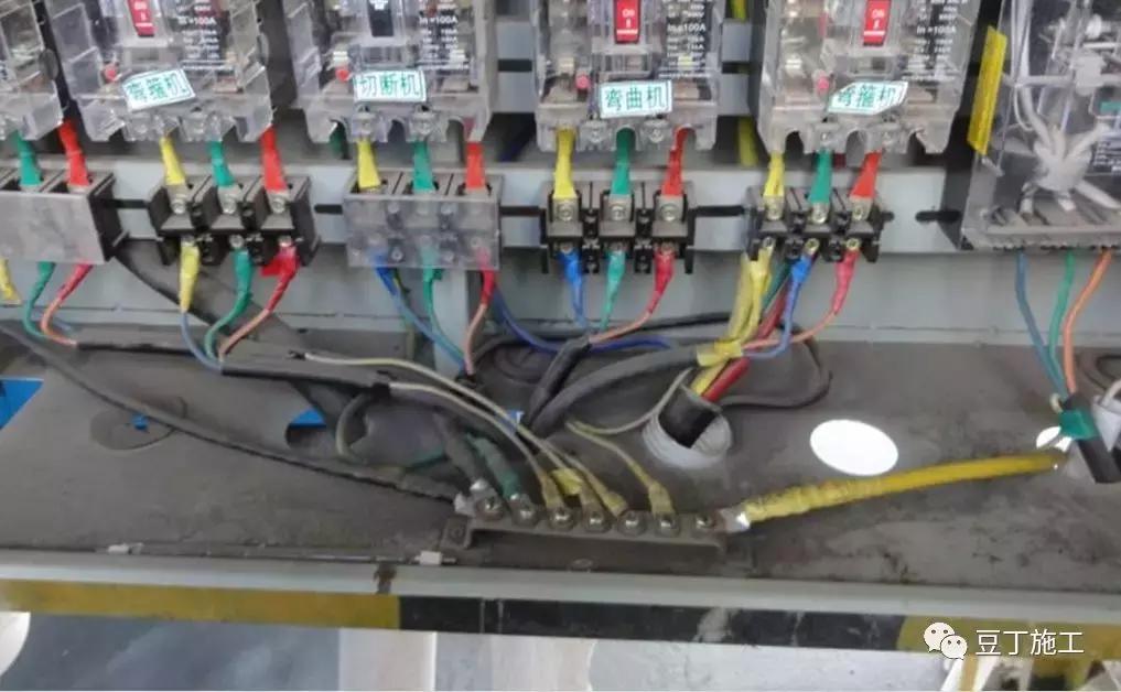 施工现场常见的临时用电违规现象,电力施工现场常见违章现象