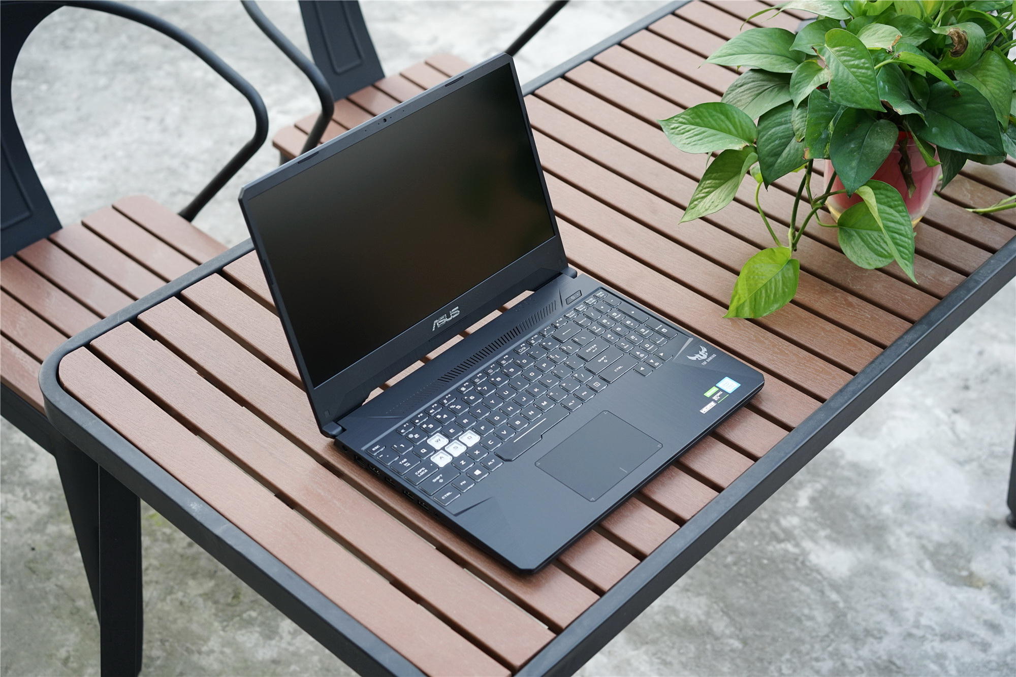 游戏笔记本推荐华硕飞行堡垒7代,华硕飞行堡垒7金属电竞版评测