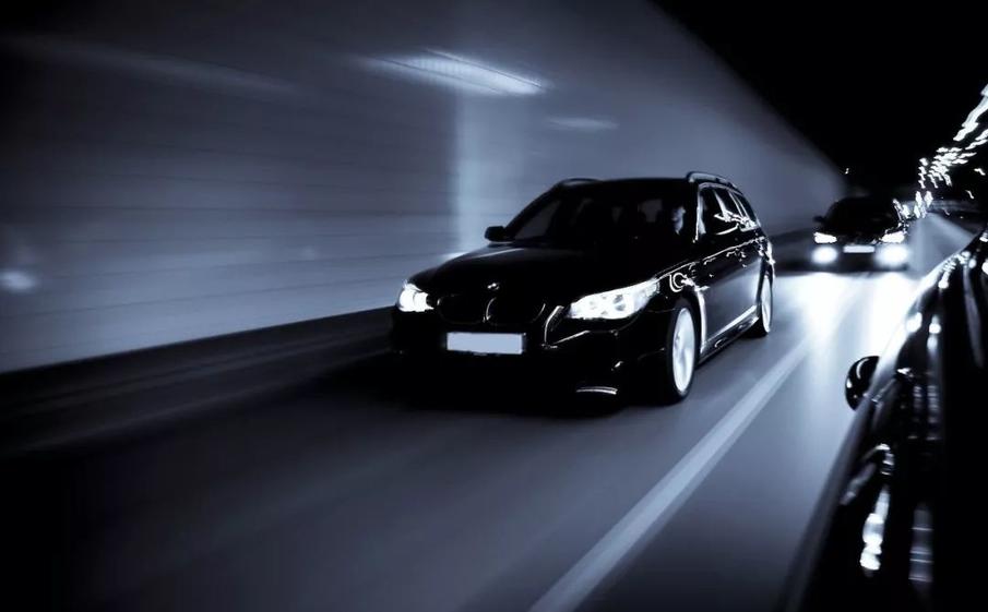 宝马1系125i曜夜版隐藏功能,新款宝马三系可以刷哪些隐藏功能