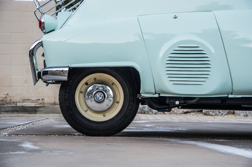 宝马金河星全封闭三轮摩托车,宝马摩托车k1800gt正三轮