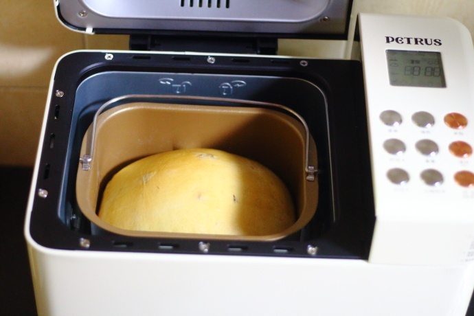 面包机一键做吐司面包做法,面包机一键自制松软面包