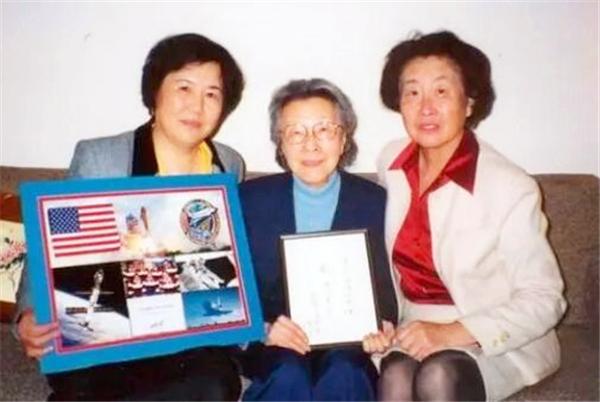 张学良将军长女张闾瑛,张学良的长女张闾瑛