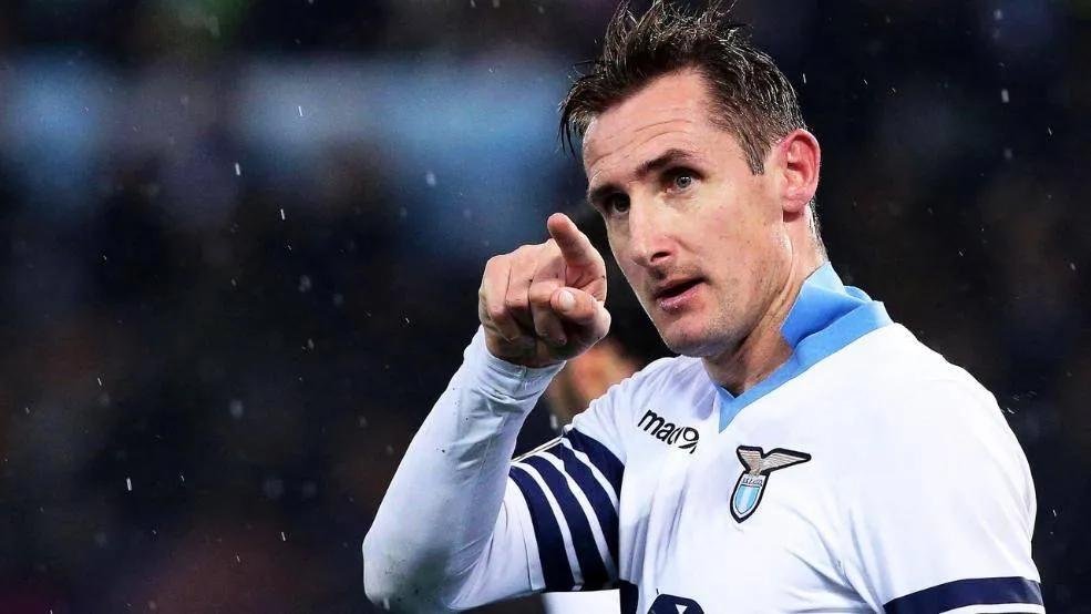 k神克洛泽加纳,k神克洛泽踢什么位置