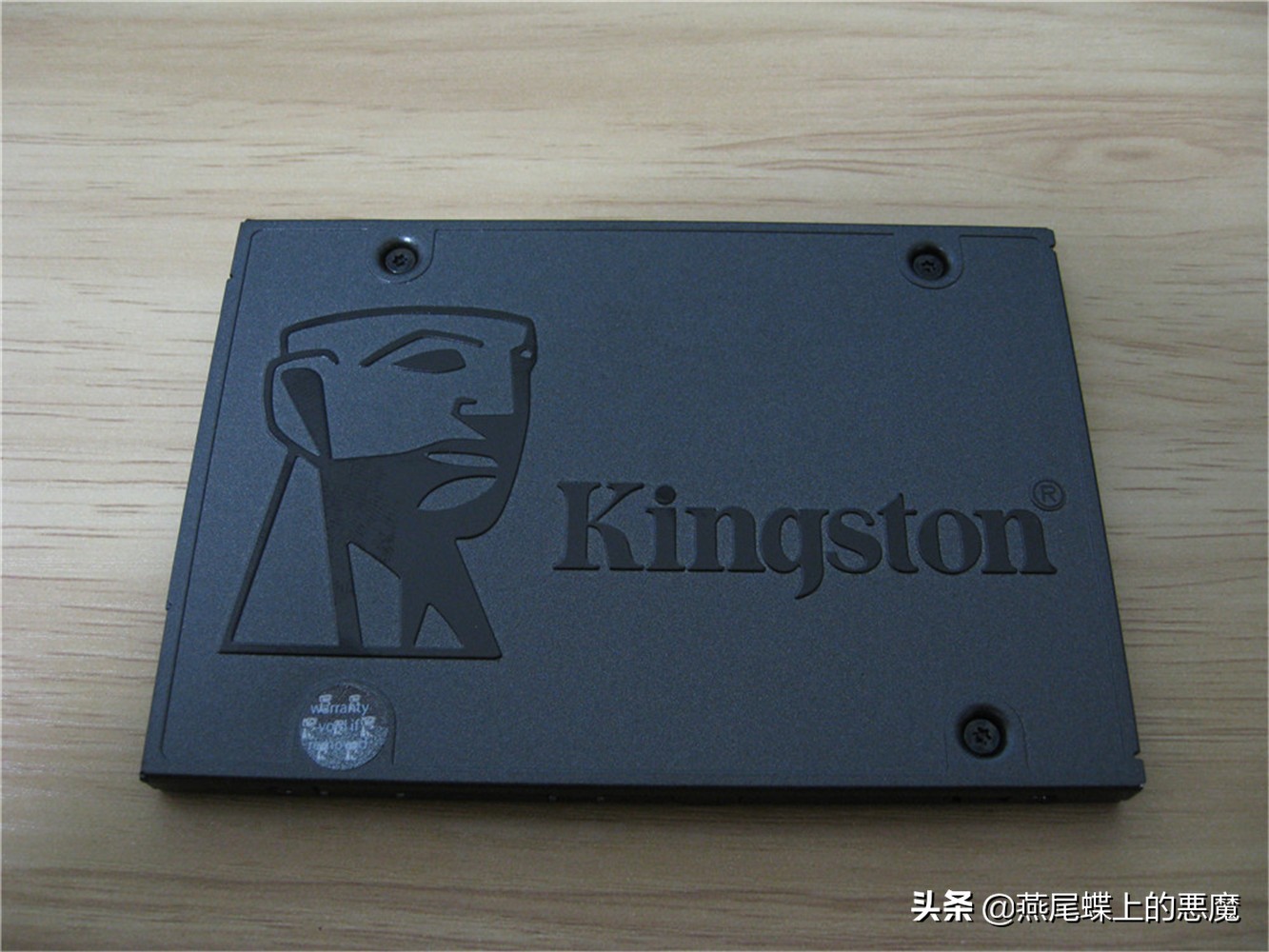 金士顿固态硬盘a400好还是kc600好,240g金士顿a400固态硬盘京东报价