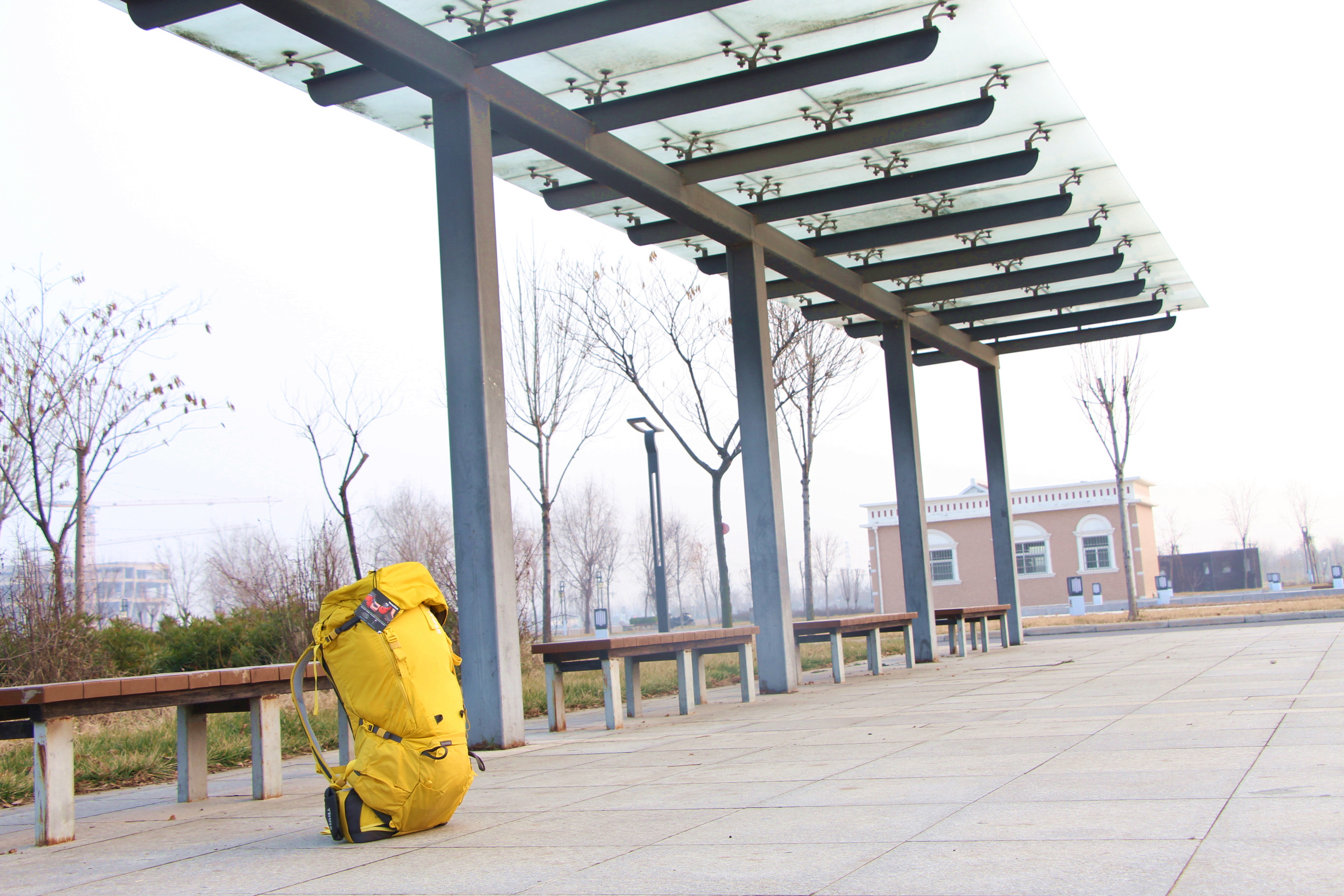 一包多用的旅行包,一包两背的旅行包