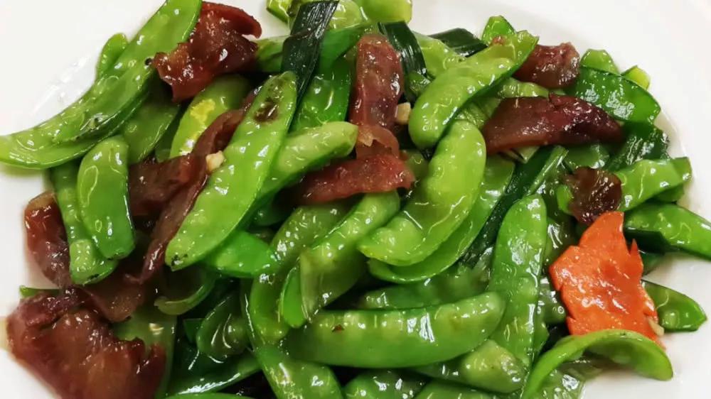 东*姑北**娘初次在南方婆家过年，看到年夜饭后很难受：真抠