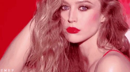 阿玛尼的粉底液最好，迪奥的口红最好，纪梵希的散粉最好……