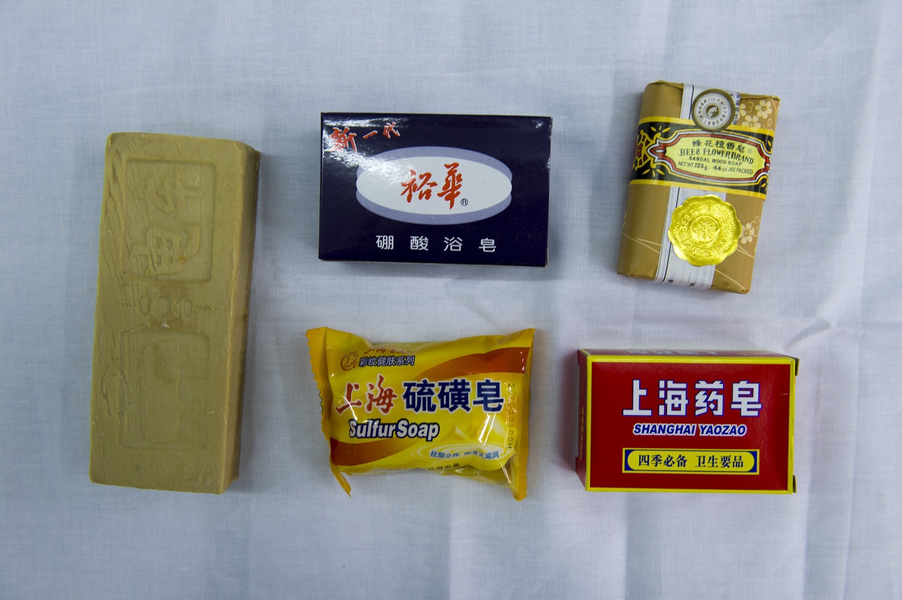 硫磺皂洗脸注意事项,硫磺皂洗头洗澡注意事项