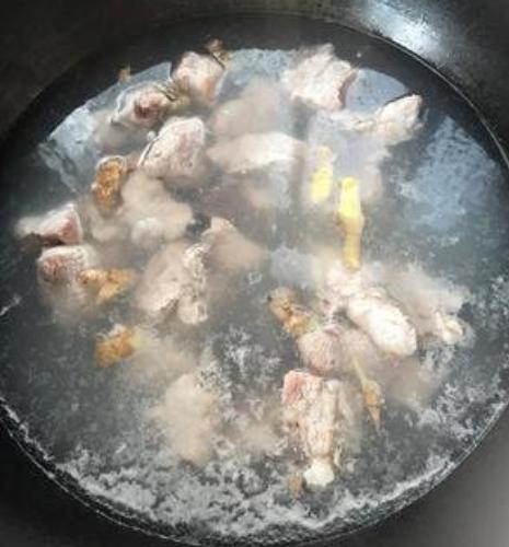 如何把莲藕炖得粉粉的,如果想把藕煮的脆点儿该怎么煮