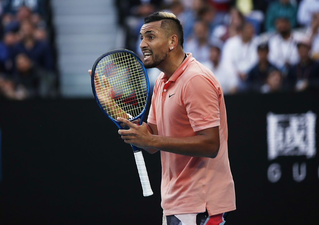 纳达尔怒视克耶高斯,克耶高斯故意拍击纳达尔