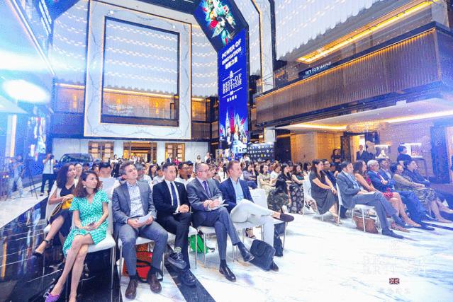 英伦精选展里的王室*用御**你也能get到