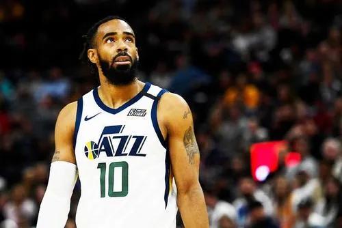 下赛季NBA上缴奢侈税前十球队一览,勇士超1.8亿美元