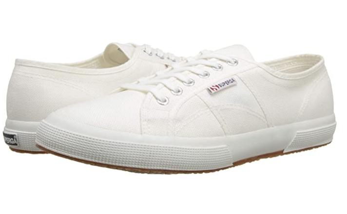 《王冠》:圣诞礼物没思路?来看看平价皇室爱用物