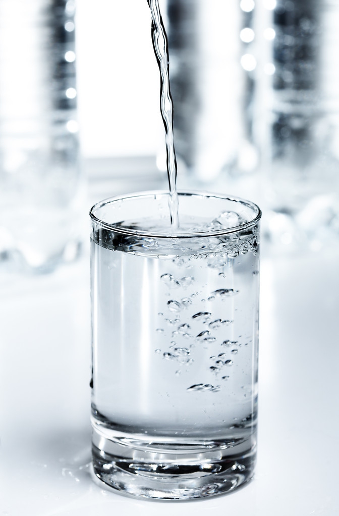 哪些药物不宜送服,不宜用热水服用的药物