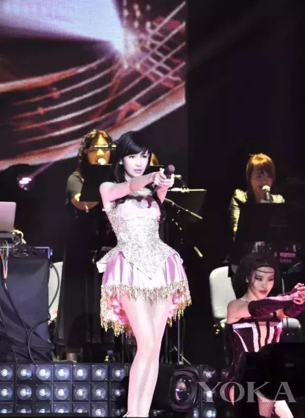 时光加了滤镜,90年代港星的美丽生活