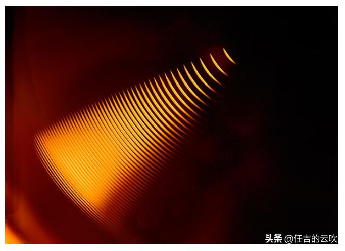 尼康d3300镜头看出去很模糊,尼康300长焦镜头推荐