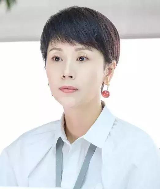 小欢喜王一笛衣品,小欢喜三位妈妈着装