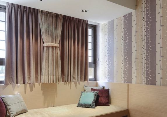 带圆环的窗帘怎样用滚筒洗衣机洗,窗帘脏了放洗衣机怎么清洗