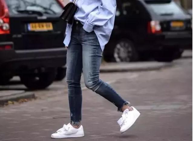 吸睛蝴蝶结单鞋走出甜美时尚路线,中跟蝴蝶结单鞋穿搭