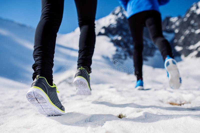 甘肃马拉松失温事件,甘肃马拉松失温原因