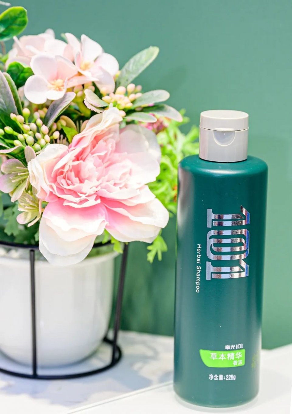 叹头部SPA!拒做人间“油”物,解锁防秃养发小妙招