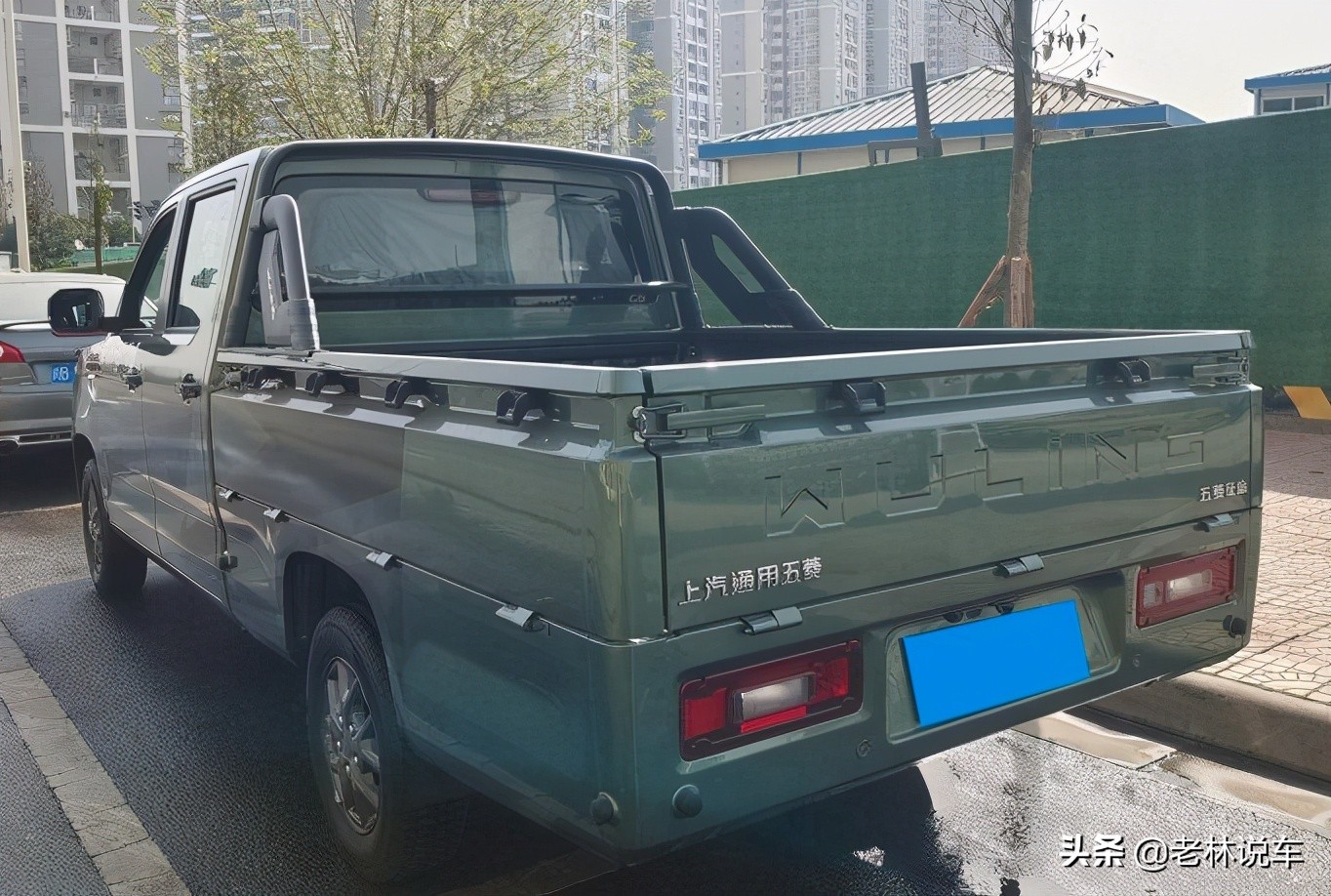 全新一代五菱征程四驱七座顶配版,五菱征程9座1.5排量动力够用吗