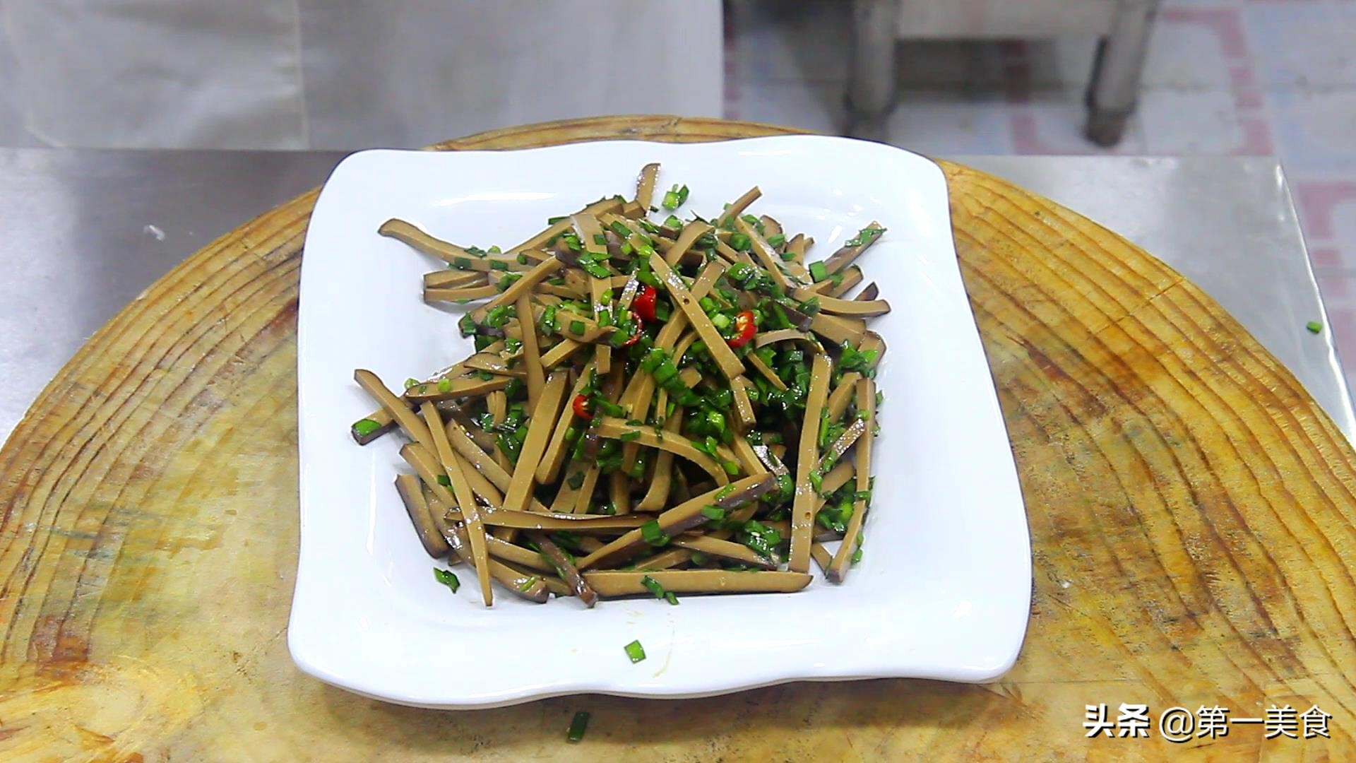 凉拌菜要想做得好凉拌料汁少不了,凉拌菜要怎么办才入味