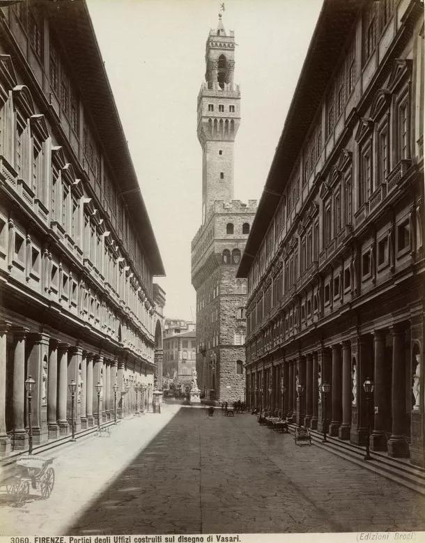 他捐了1000多亿文物,他捐给中国上千亿文物