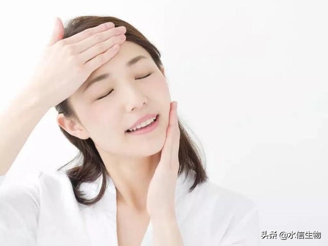 脸上容易出油长痘是不是真菌,皮肤出油长痘中成药