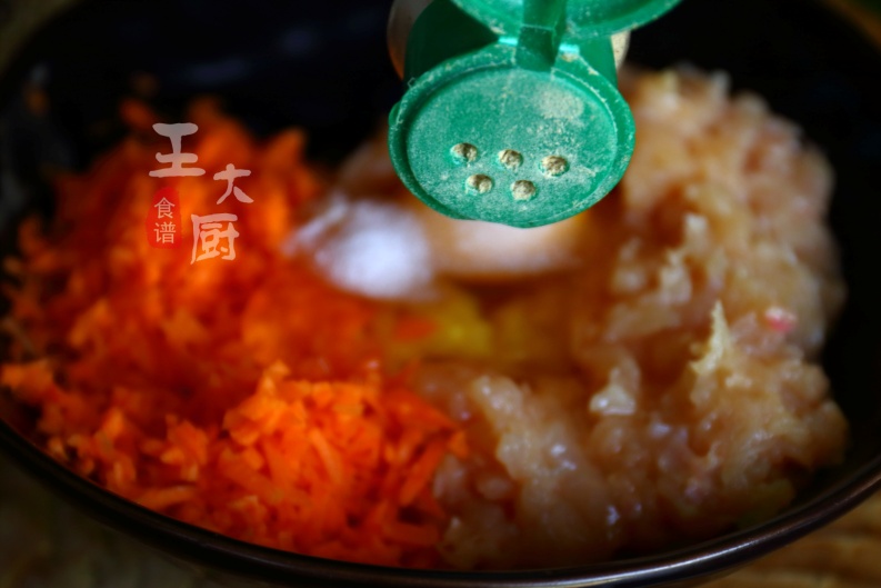 鸡胸肉炸小酥肉的最简单方法,鸡胸肉怎么炸小条