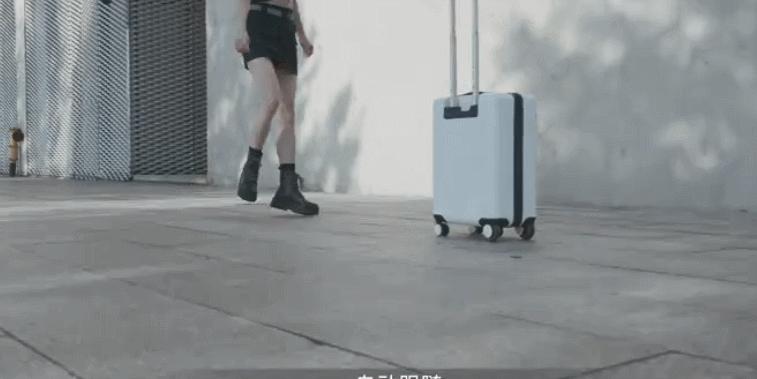 小米众筹酷哇旅行箱评测:自动跟随无需牵拉,还可直接带上飞机