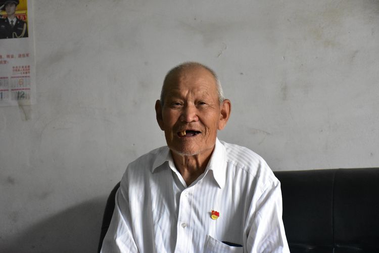 不忘初心牢记使命老党员走访纪实,走访建国前老党员活动