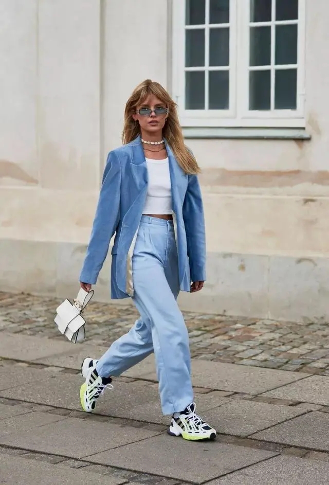 鞋子百搭不累脚秋冬款,什么鞋子最舒服耐穿百搭