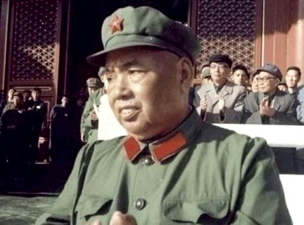 农民总理*永贵陈**，不要女服务员，说年轻的不方便，年老的不合适