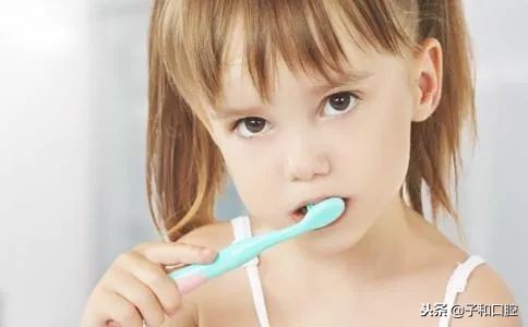 孩子口臭是否是积食了,孩子口臭分析