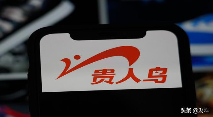 大街上贴满“旺铺转租”,实体店出路何在?董明珠直言不讳