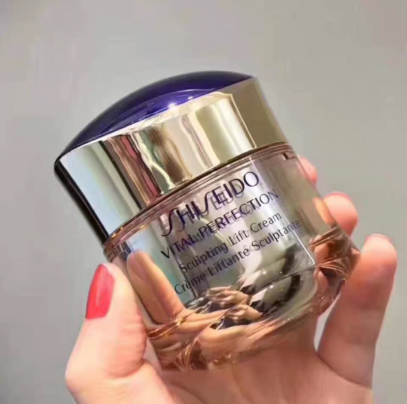 sk2神仙水加赫莲娜面霜,sk2大红瓶和悦薇面霜哪个好