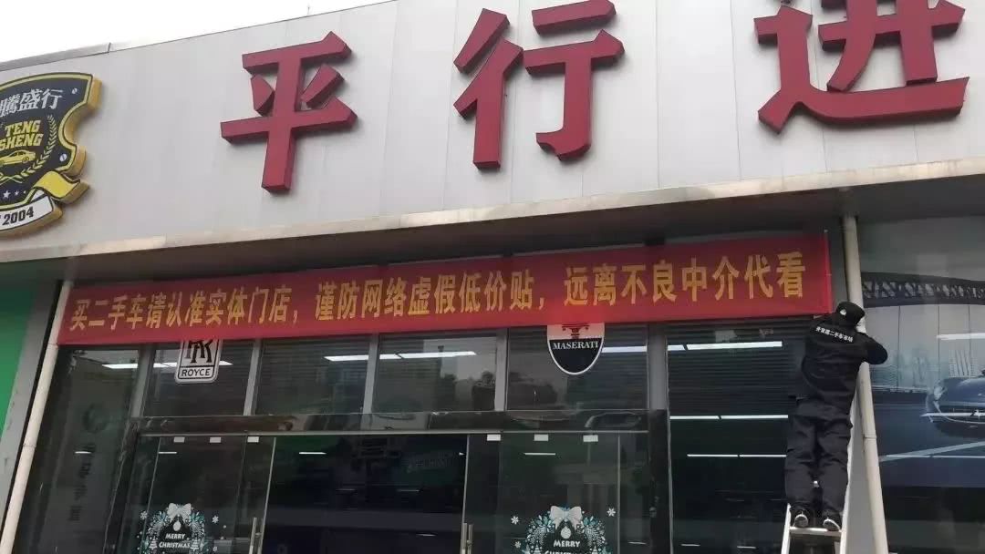 贵州脑瘫小伙炒鸡 (贵州脑瘫儿小伙学炒鸡)